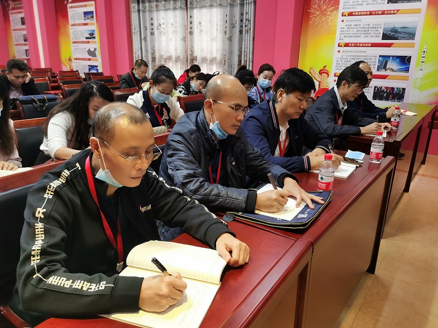 漫画18
机关党委第二十支部――实验小学主题党日活动