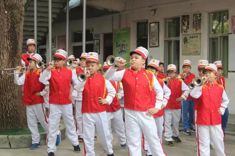 新少先队员入队