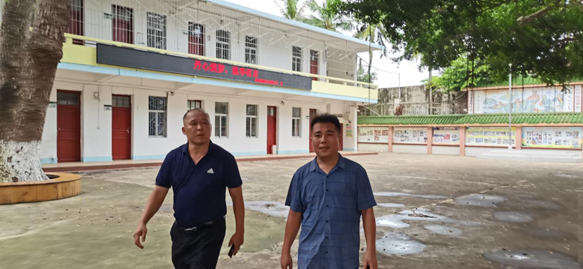 漫画18
 部署防范超强台风“摩羯”工作