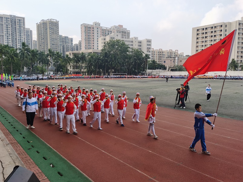 趣味运动我快乐，健体强国我能行――漫画18
实验小学第二届体育艺术节