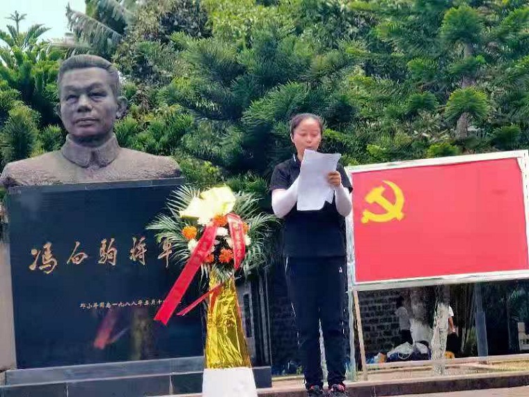 踏寻红色足迹，做时代好少年――漫画18
实验小学2021年研学旅行社会实践活动